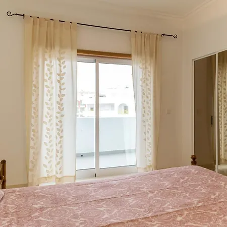 Akisol White * Porches (Algarve)