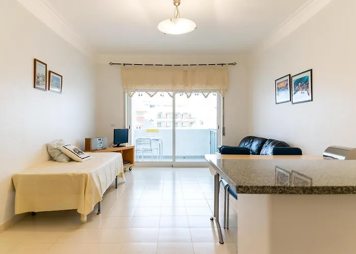 Akisol White Apartament Porches (Algarve)