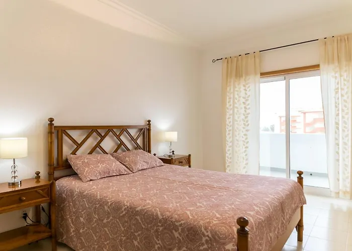 Apartament Akisol White *