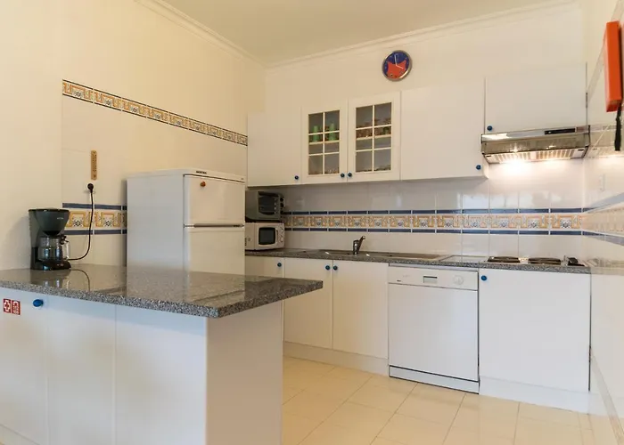 Akisol White Apartament *